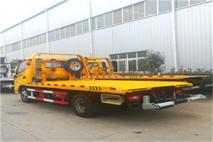 正定附近拖车救援搭电